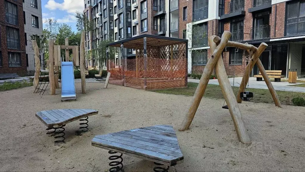 2-к кв. Калининградская область, Гурьевский муниципальный округ, пос. ... - Фото 1