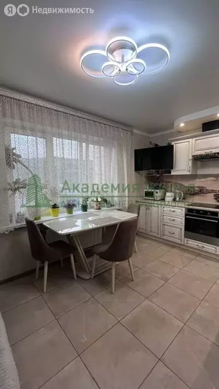 3-комнатная квартира: Саратов, ЖК Царицынский, 4к1 (87.8 м) - Фото 0