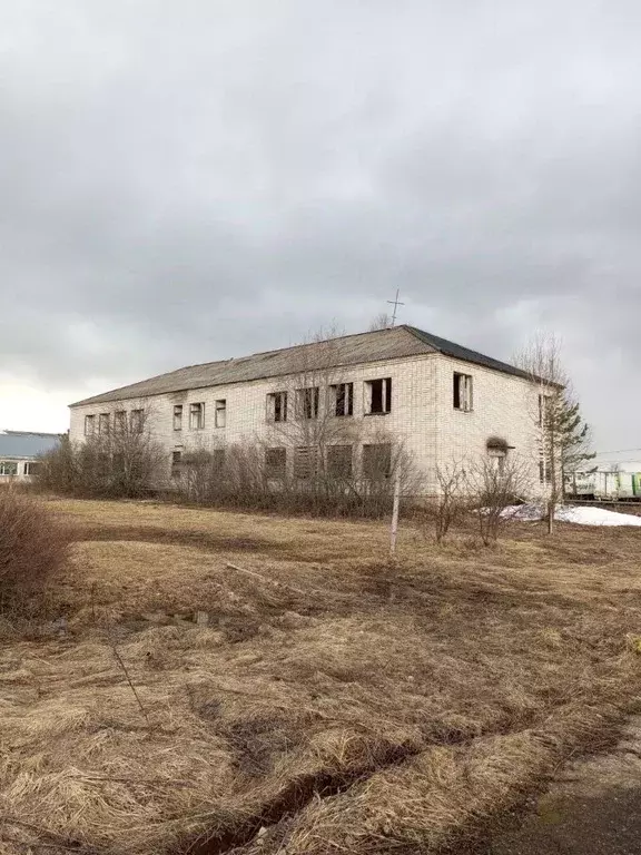 Помещение свободного назначения в Кировская область, Верхошижемский ... - Фото 0