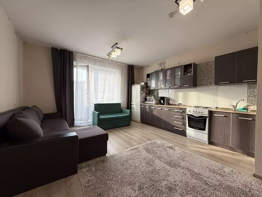 1-к кв. Челябинская область, Челябинск ул. Братьев Кашириных, 131 ... - Фото 1