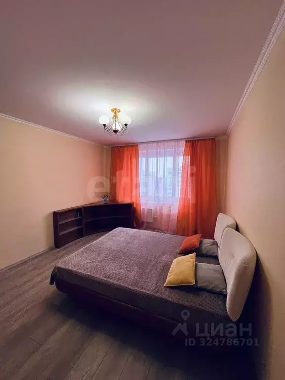 1-к кв. Тюменская область, Тюмень ул. Федюнинского, 58 (60.0 м) - Фото 1