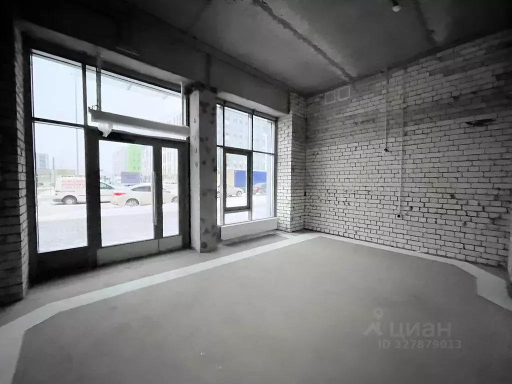 Помещение свободного назначения в Татарстан, Казань ул. Азата ... - Фото 1