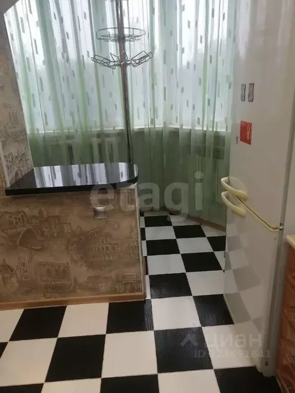 1-к кв. Ханты-Мансийский АО, Лянтор Сургутский район, 4-й мкр, 14 ... - Фото 2