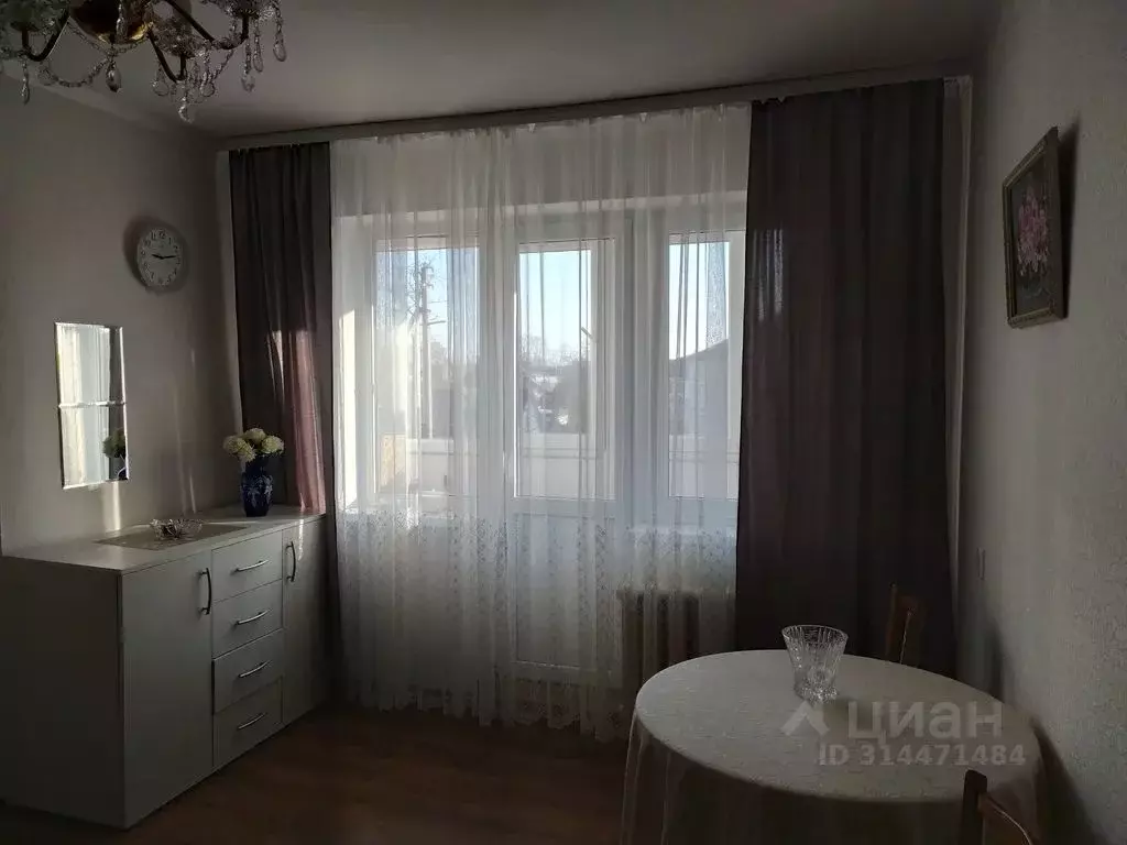 1-к кв. Калининградская область, Янтарный пгт ул. Лесная, 7 (36.0 м) - Фото 0