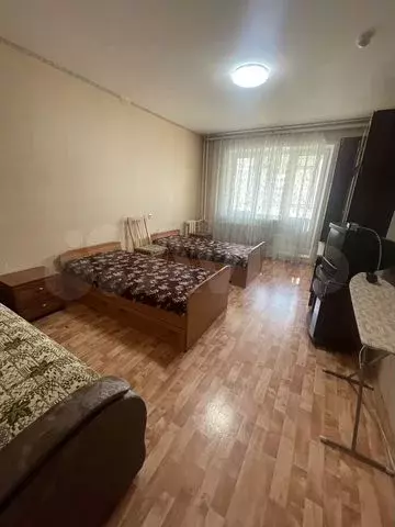 1-к. квартира, 38 м, 5/10 эт. - Фото 0