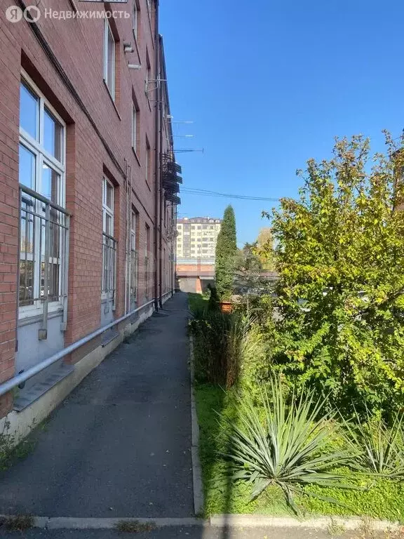 2-комнатная квартира: Владикавказ, улица Леонова, 8 (65.3 м) - Фото 1