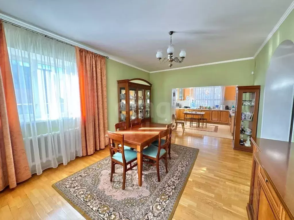 Дом в Оренбургская область, Оренбург Сосновая ул., 11 (468 м) - Фото 1