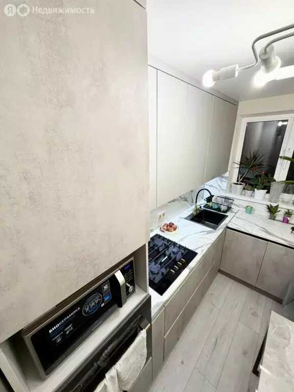 2-комнатная квартира: Екатеринбург, улица Белинского, 220к2 (43 м) - Фото 2