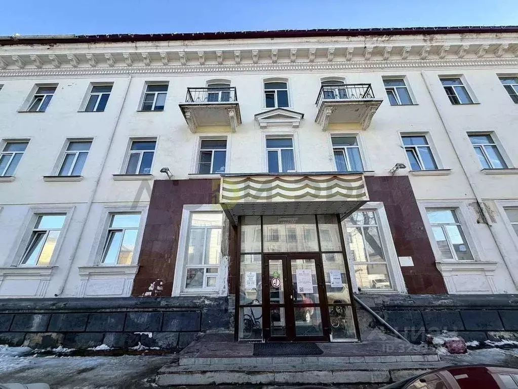 Торговая площадь в Коми, Сыктывкар ул. Орджоникидзе, 17 (22 м) - Фото 1