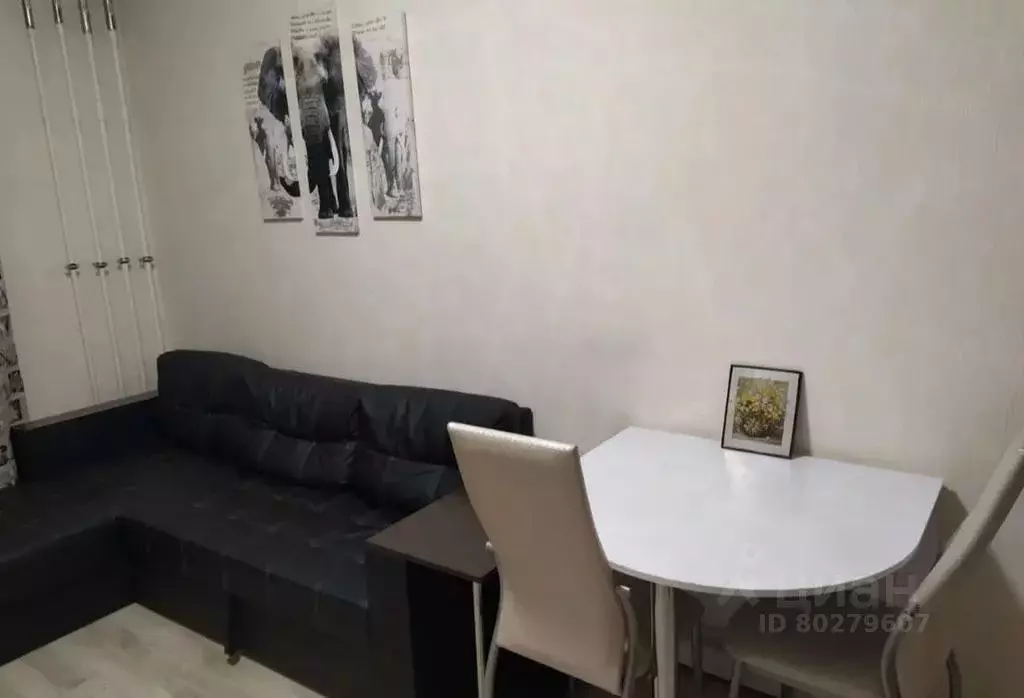 2-к кв. Санкт-Петербург Пулковское ш., 14Е (40.0 м) - Фото 1