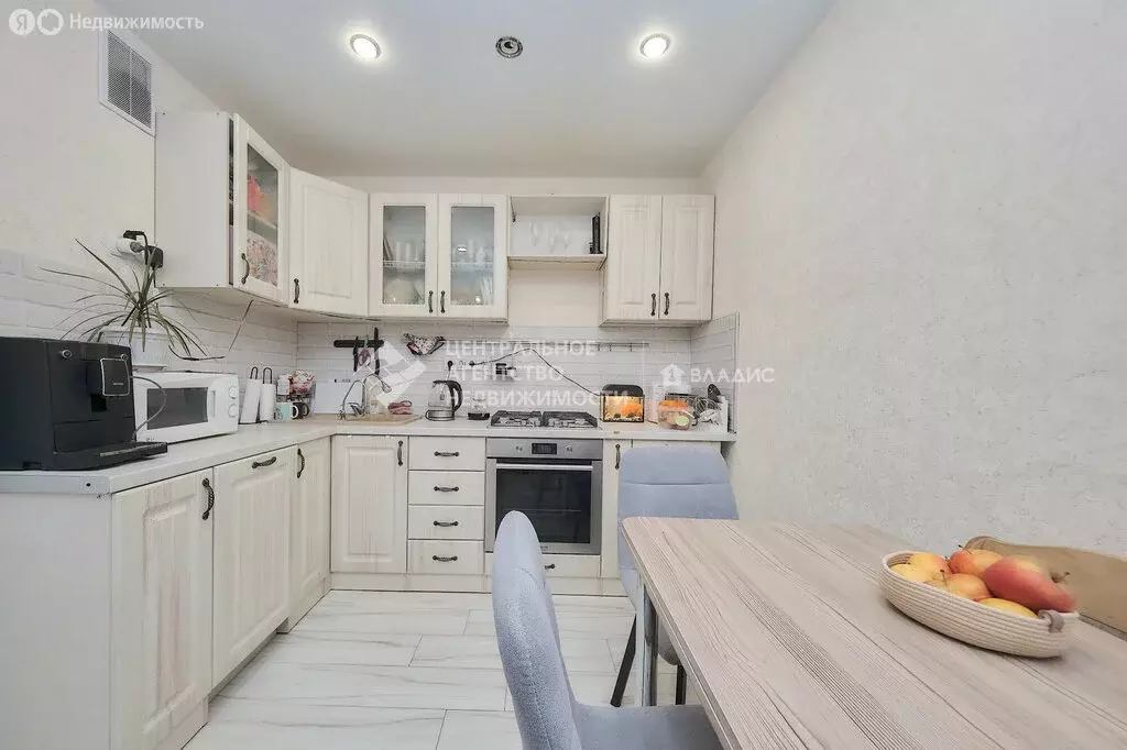 1-комнатная квартира: Рязань, улица Островского, 16 (42.1 м) - Фото 1