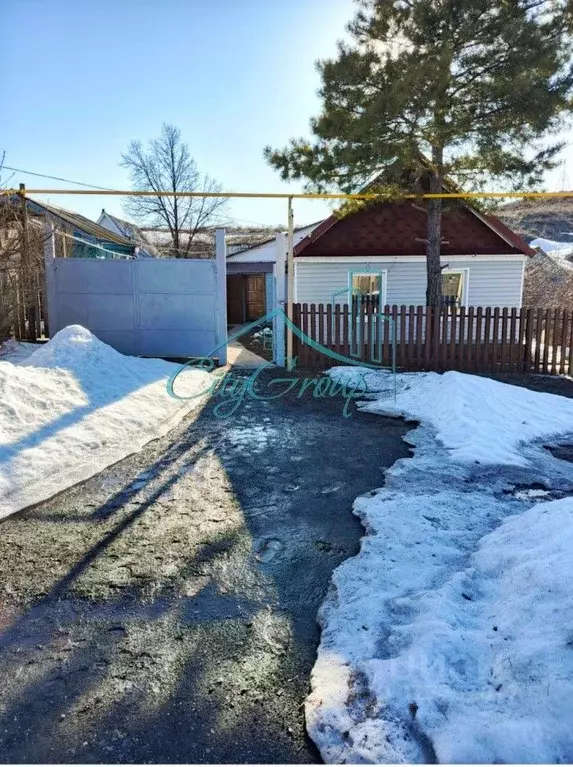 Дом в Оренбургская область, Кувандык Береговая ул., 15 (67 м) - Фото 0