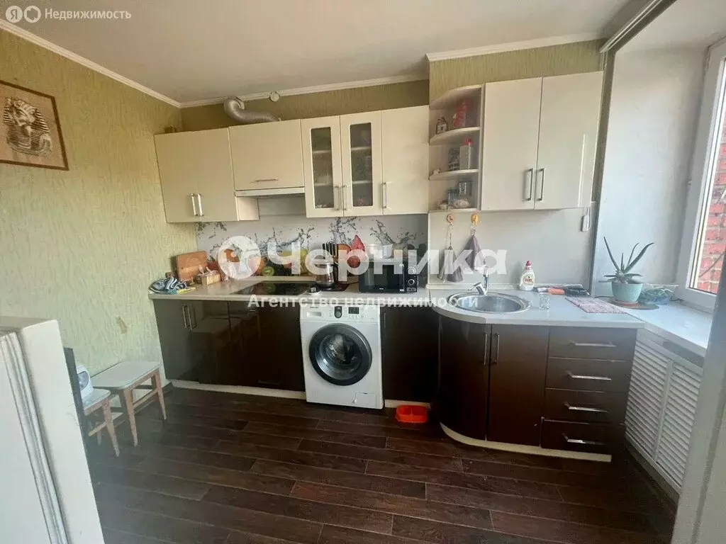 5-комнатная квартира: Шахты, переулок Лермонтова, 26 (87 м) - Фото 1