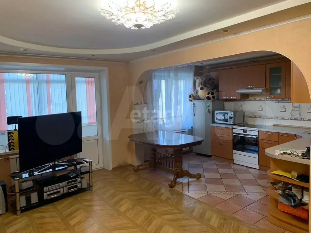3-к. квартира, 89,8 м, 5/5 эт. - Фото 0