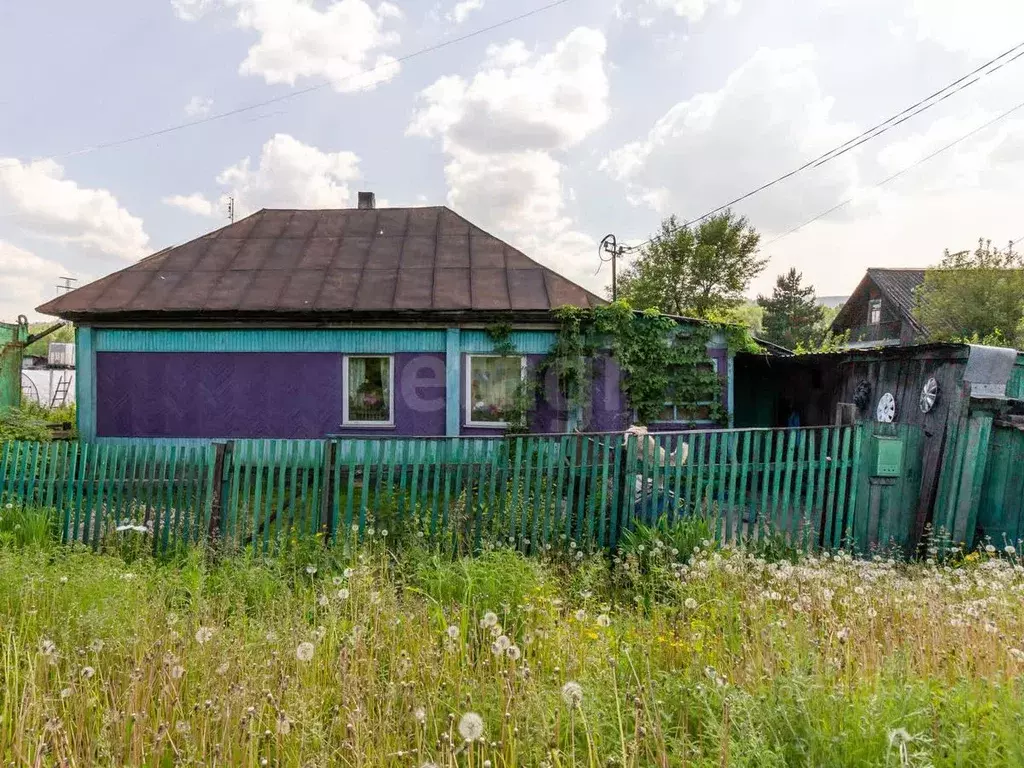 Дом в Кемеровская область, Междуреченск Новоулусинская ул., 110 (39 м) - Фото 0