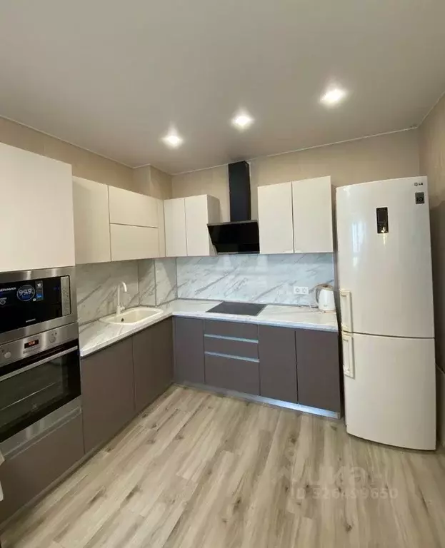 2-к кв. Архангельская область, Архангельск ул. Выучейского, 16к1 (55.1 ... - Фото 1