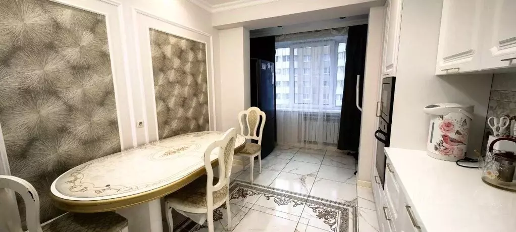 3-к кв. Иркутская область, Иркутск ул. Лыткина, 9/2 (100.8 м) - Фото 1