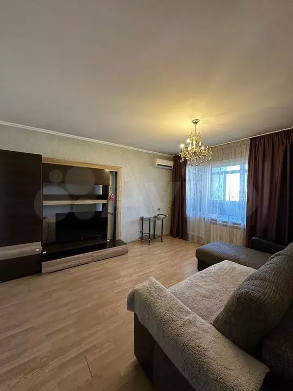 3-к. квартира, 70 м, 8/9 эт. - Фото 1