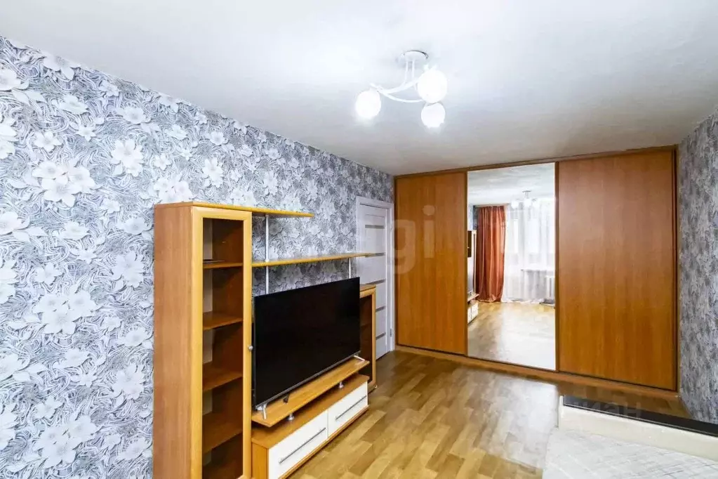 1-к кв. Тюменская область, Тюмень ул. Воровского, 33 (33.5 м) - Фото 0
