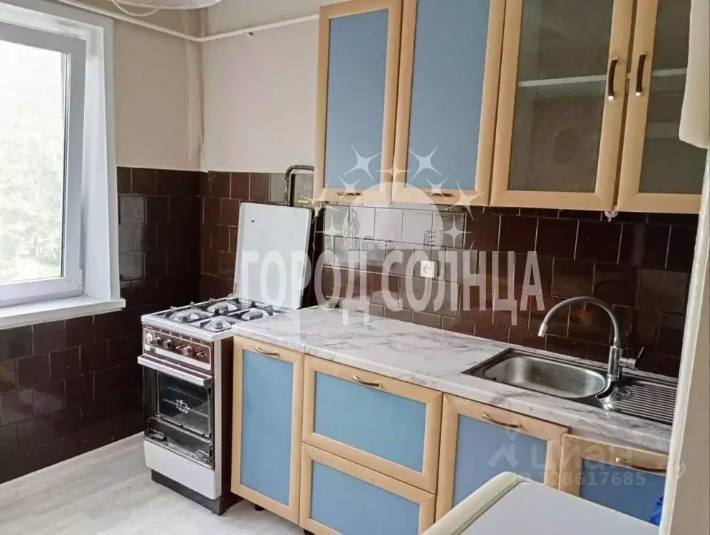 2-к кв. Омская область, Омск ул. Красный Путь, 28А (48.0 м) - Фото 1