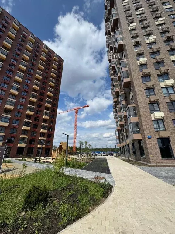 Студия Свердловская область, Екатеринбург Уктус жилрайон, Утес жилой ... - Фото 1