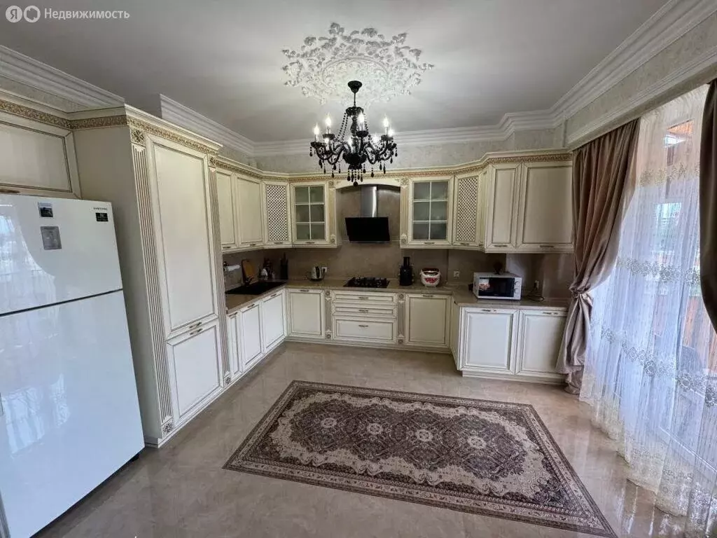 3-комнатная квартира: Кисловодск, улица Декабристов, 36/1 (96 м) - Фото 1