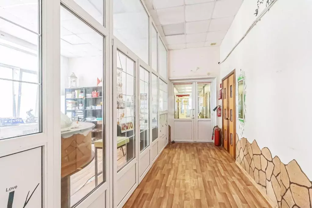 Помещение свободного назначения в Сахалинская область, Холмск Портовая ... - Фото 1