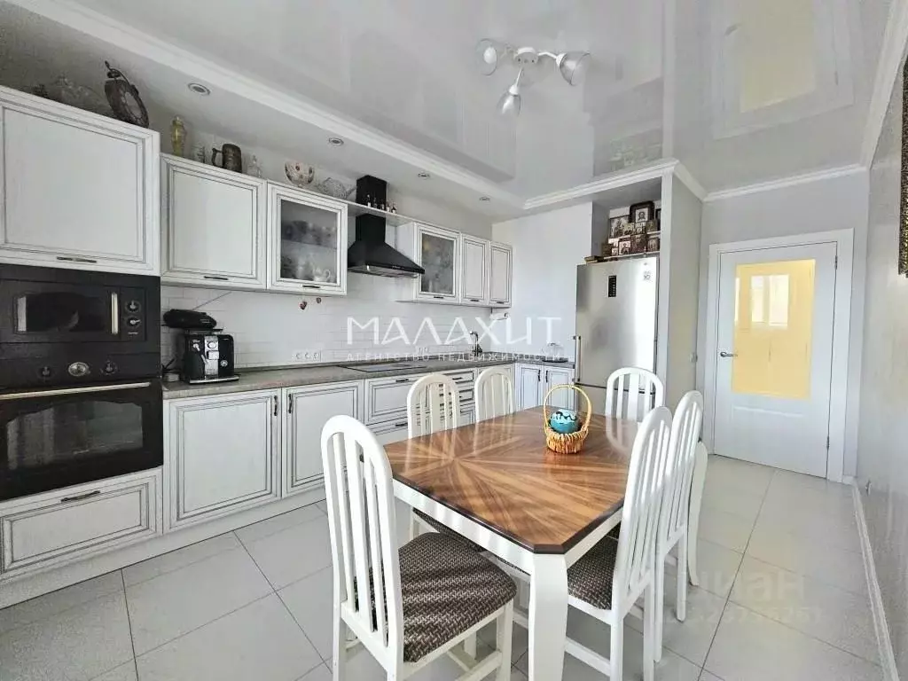 3-к кв. Самарская область, Самара Калужская ул., 11 (114.0 м) - Фото 1