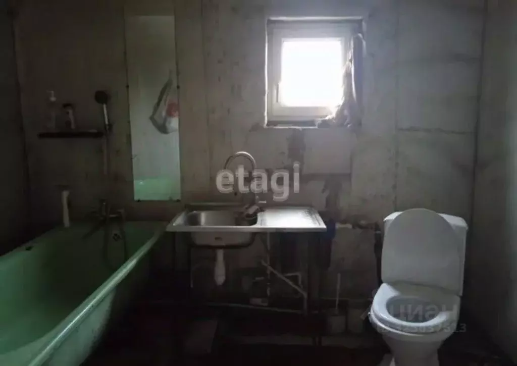 Дом в Белгородская область, Ровеньский район, с. Харьковское ул. ... - Фото 1