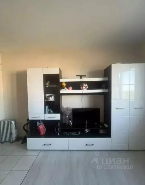 Студия Калужская область, Калуга Хрустальная ул., 44к3 (24.0 м) - Фото 2