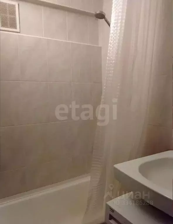 3-к кв. Санкт-Петербург ул. Шостаковича, 5К1 (63.7 м) - Фото 1