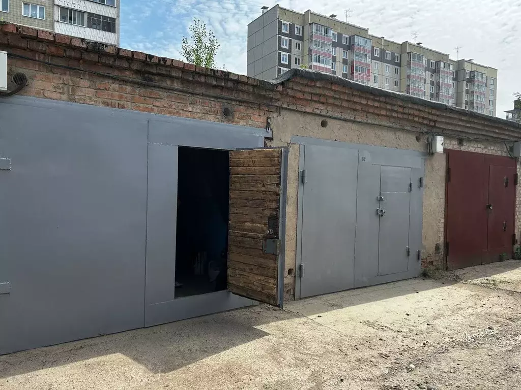 Гараж в Красноярский край, Сосновоборск ул. Юности (30 м) - Фото 1