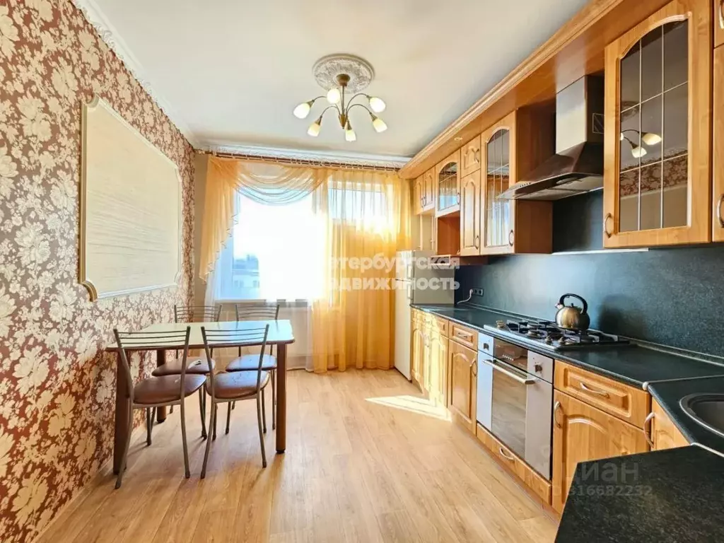 1-к кв. Санкт-Петербург ул. Пограничника Гарькавого, 40к6 (42.4 м) - Фото 0