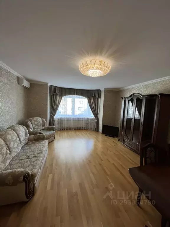 3-к кв. Астраханская область, Астрахань ул. Менжинского, 2к2 (120.0 м) - Фото 1