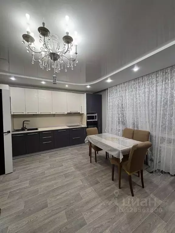 3-к кв. Татарстан, Нижнекамск просп. Химиков, 8 (67.8 м) - Фото 1