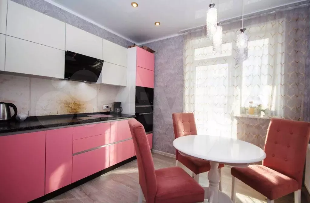 2-к. квартира, 60 м, 15/17 эт. - Фото 1
