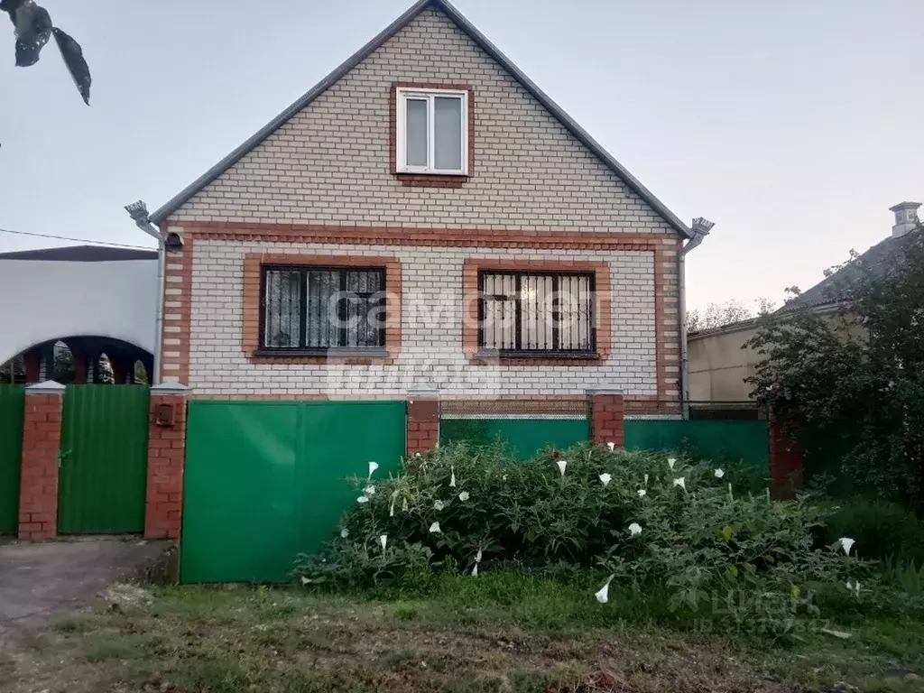 Дом в Краснодарский край, Абинск ул. Демьяна Бедного (125 м) - Фото 0