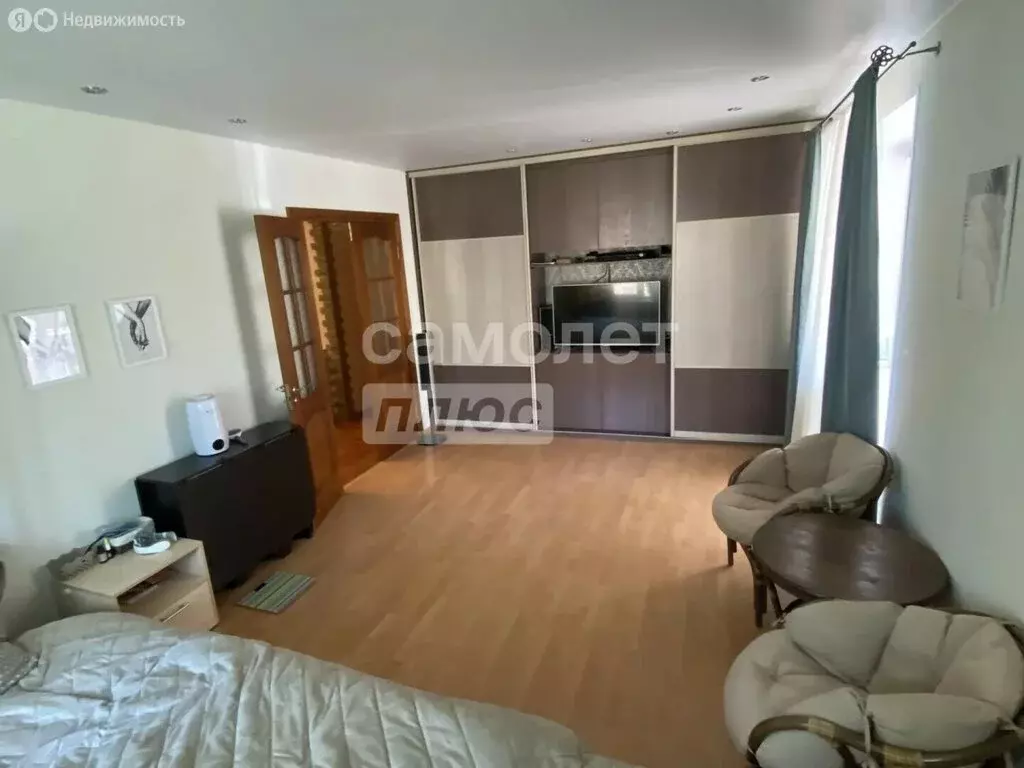3-комнатная квартира: Томск, улица Интернационалистов, 23 (63.8 м) - Фото 2