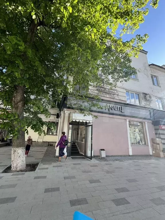 Комната 13,7 м в 4-к., 3/3 эт. - Фото 0