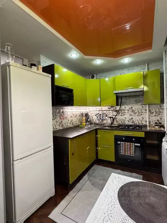 2-к кв. Свердловская область, Екатеринбург ул. Бородина, 13 (50.0 м) - Фото 1