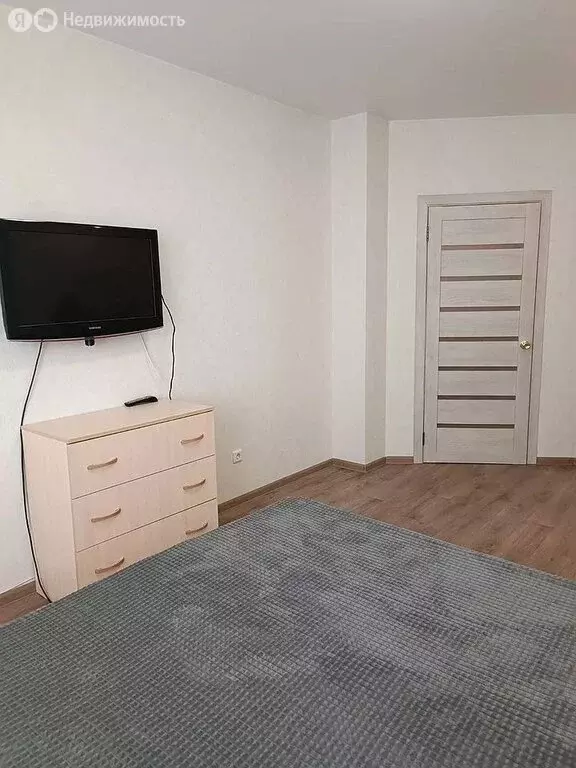 1-комнатная квартира: Тюмень, улица Федюнинского, 64к2 (48 м) - Фото 0