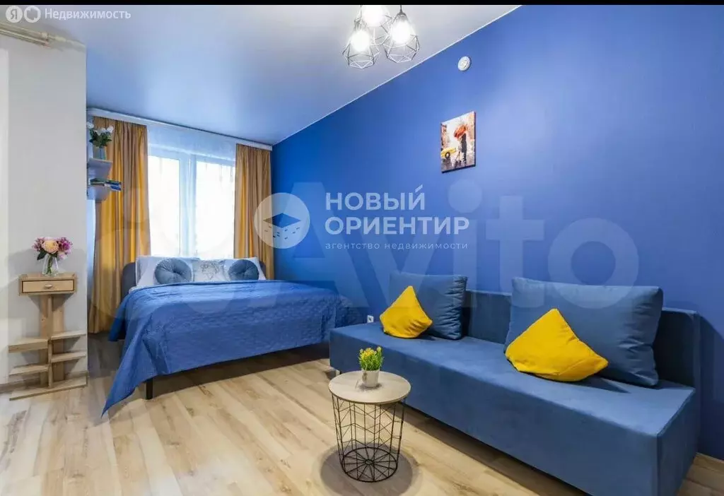 Квартира-студия: Екатеринбург, улица Соболева, 19 (33 м) - Фото 1