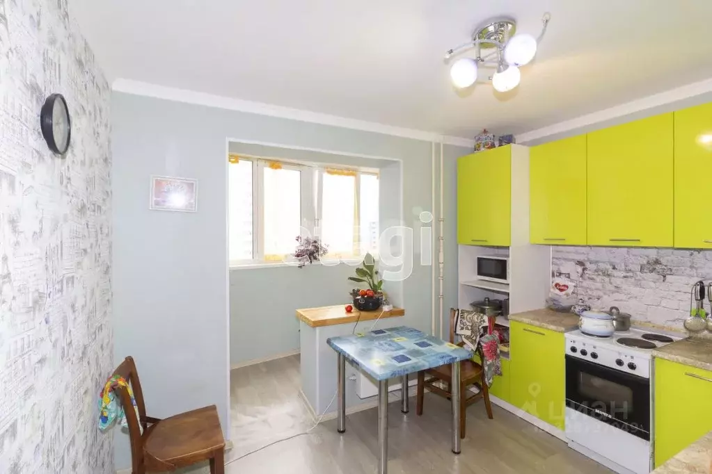 2-к кв. Тюменская область, Тюмень Кремлевская ул., 85к1 (64.0 м) - Фото 1