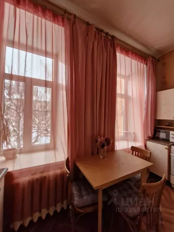 3-к кв. Саратовская область, Саратов ул. Имени Челюскинцев, 84 (60.0 ... - Фото 2