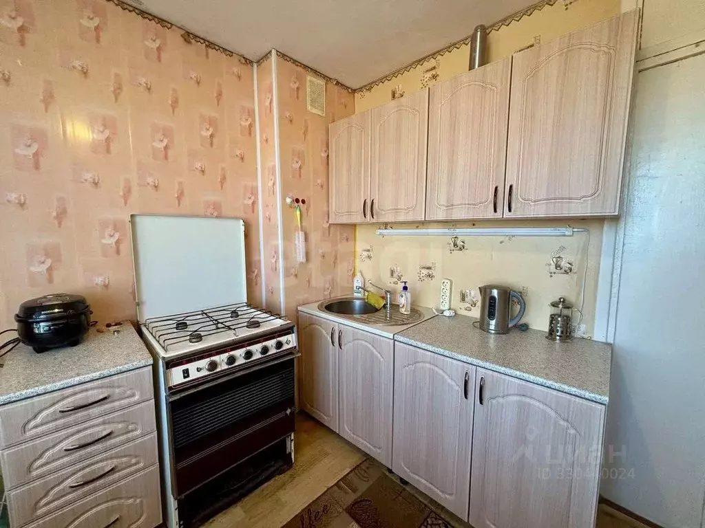2-к кв. Псковская область, Остров Коммунистическая ул., 3 (49.9 м) - Фото 2