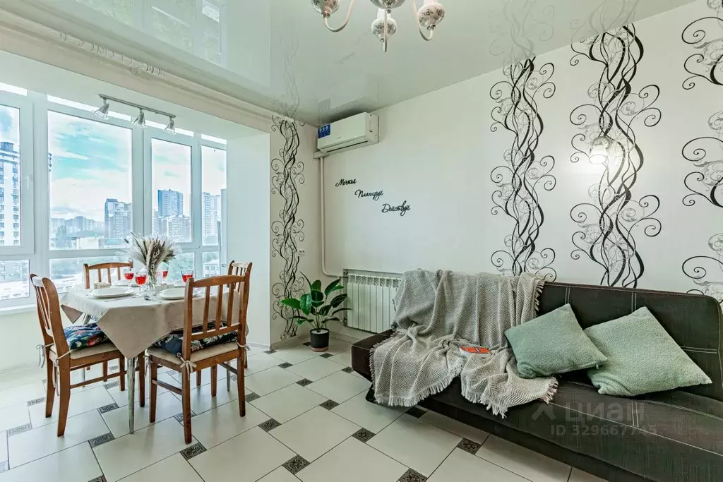3-к кв. Самарская область, Самара Ново-Садовая ул., 42 (64.0 м) - Фото 1