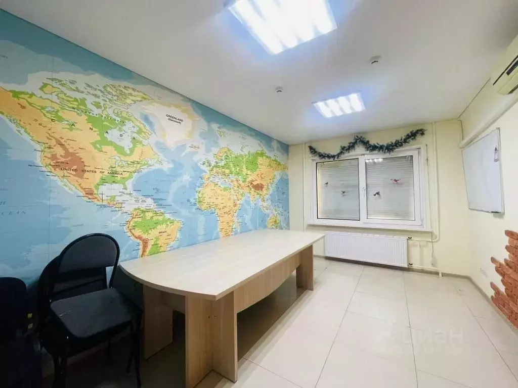 Офис в Удмуртия, Ижевск ул. 10 лет Октября, 22 (106 м) - Фото 1