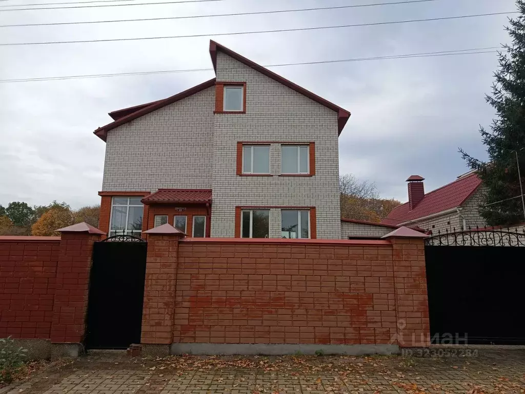 Дом в Белгородская область, Белгородский район, Тавровское с/пос, с. ... - Фото 1