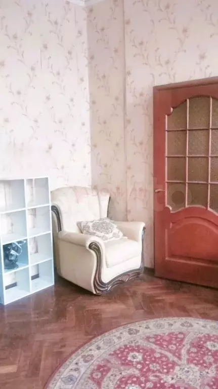 Комната 32 м в 3-к., 3/4 эт. - Фото 1