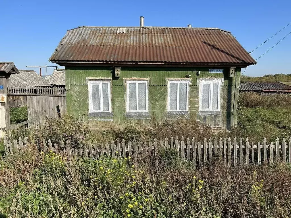 Дом в Курганская область, Белозерский муниципальный округ, д. Лебяжье ... - Фото 2